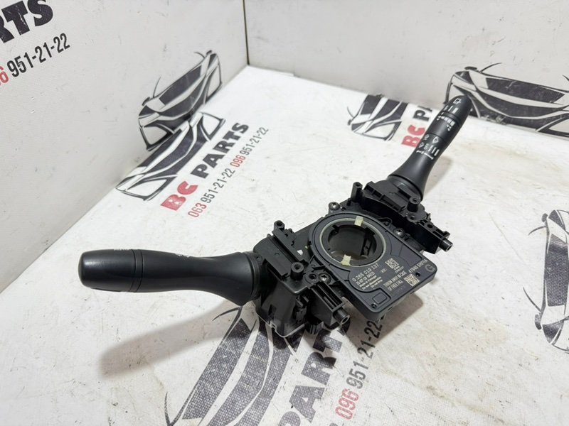 Подрулевые переключатели Kicks 2021 1.6