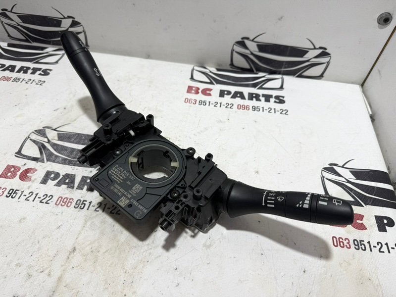 Подрулевые переключатели Nissan Kicks 1.6