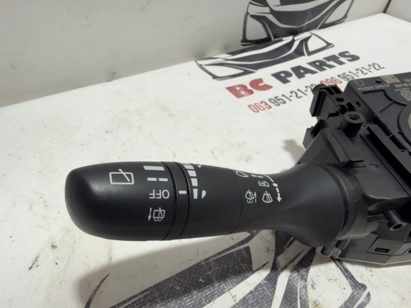 Подрулевые переключатели Kicks 2021 1.6