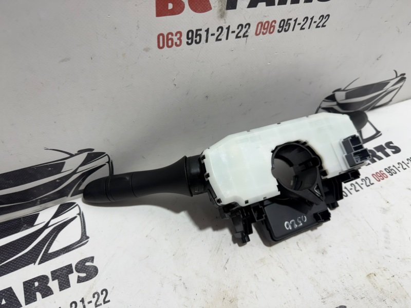 Подрулевые переключатели Kicks 2021 1.6