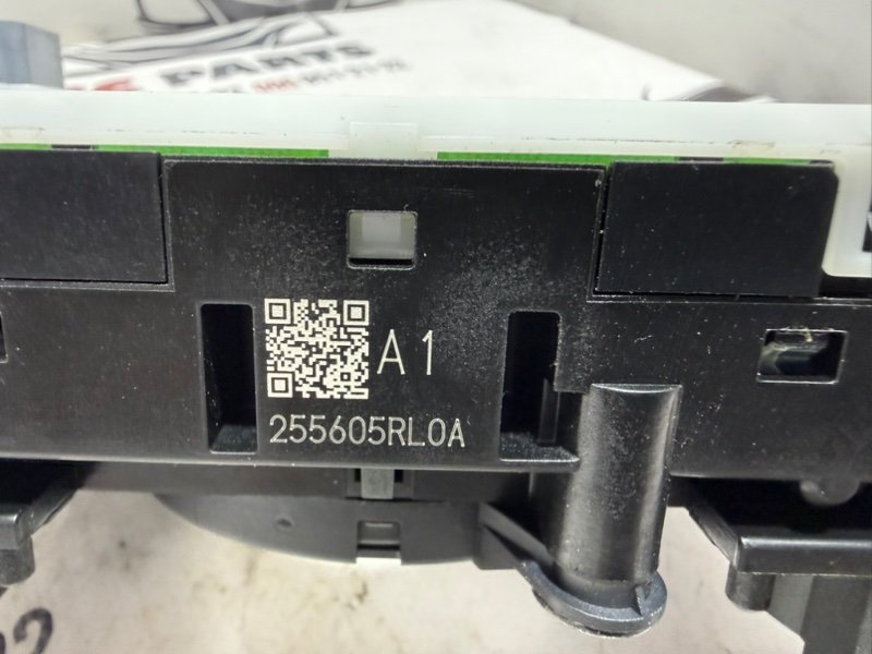 Подрулевые переключатели Kicks 2021 1.6