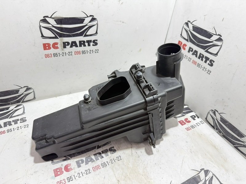 Корпус воздушного фильтра Nissan Kicks 2021 1.6 16500-5RB1A Б/У