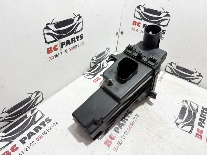 Корпус воздушного фильтра Nissan Kicks 1.6