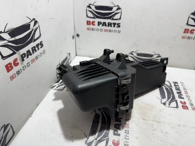 Корпус воздушного фильтра Kicks 2021 1.6