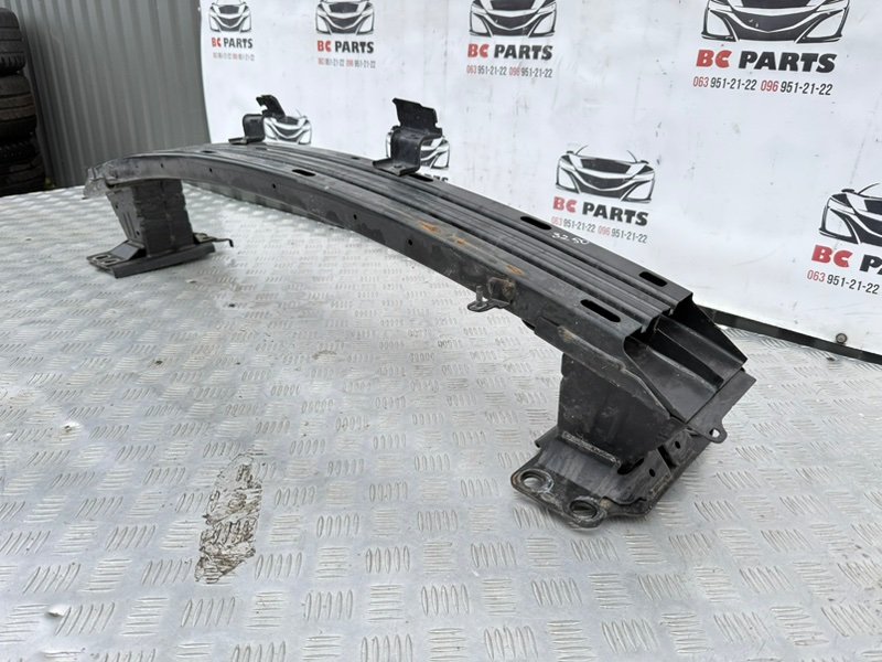 Усилитель бампера передний Rogue 2021 T33 2.5