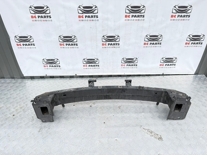 Усилитель бампера передний Rogue 2021 T33 2.5