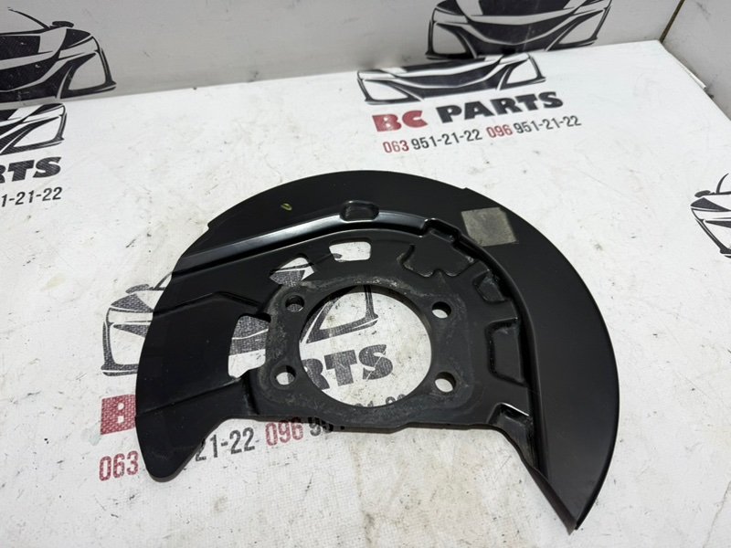 Защита тормозного диска передняя левая Rogue 2021 T33 2.5