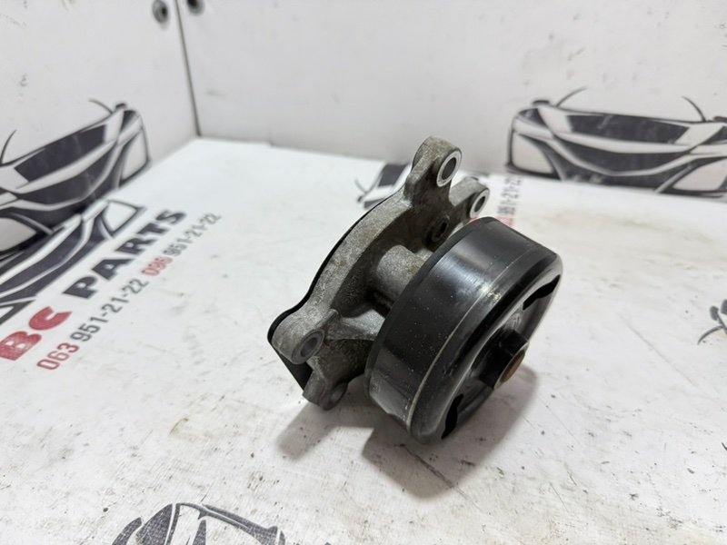 Помпа водяная (насос) охлаждения Nissan Rogue 2021 T33 2.5 21010-3RC2A Б/У