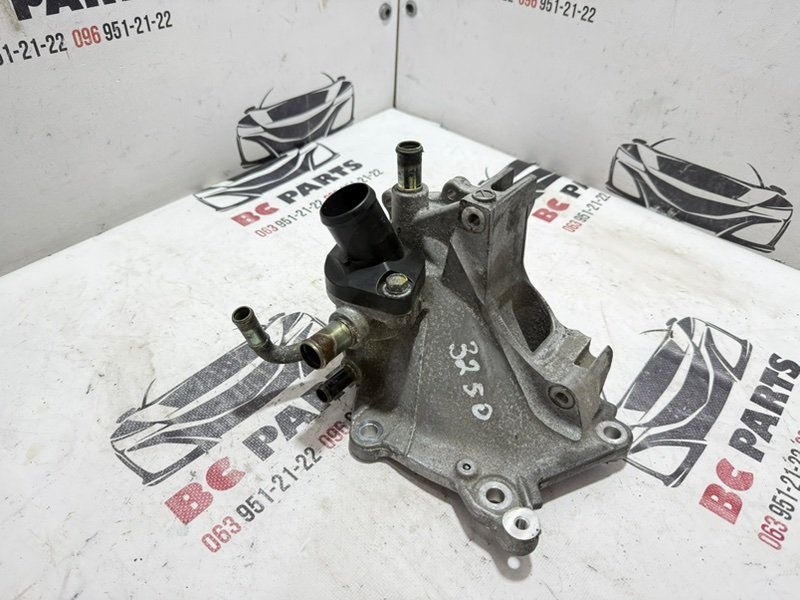 Корпус помпы Nissan Rogue 2021 T33 2.5 21013-6RA0A Б/У