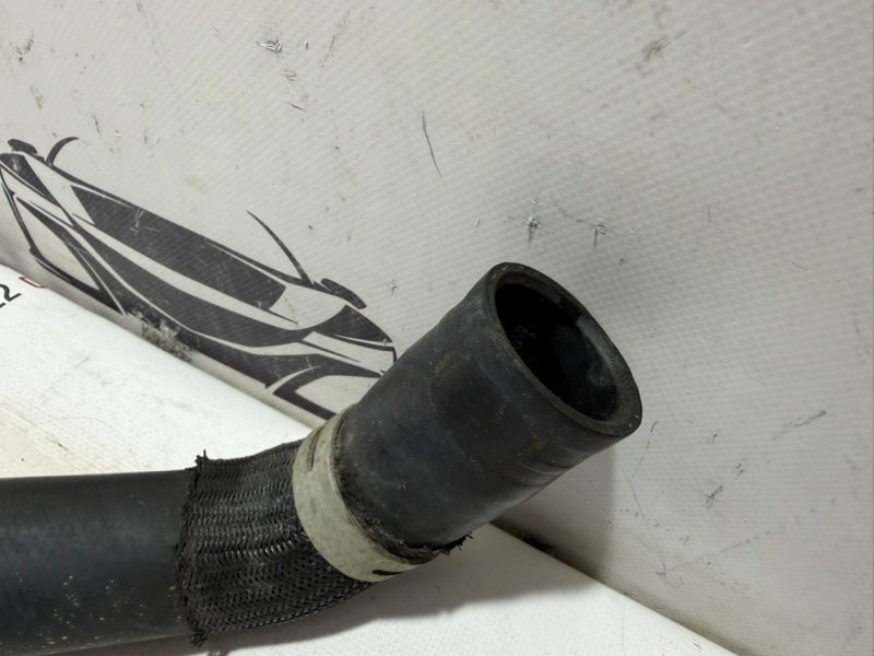 Патрубок радиатора Rogue 2021 T33 2.5