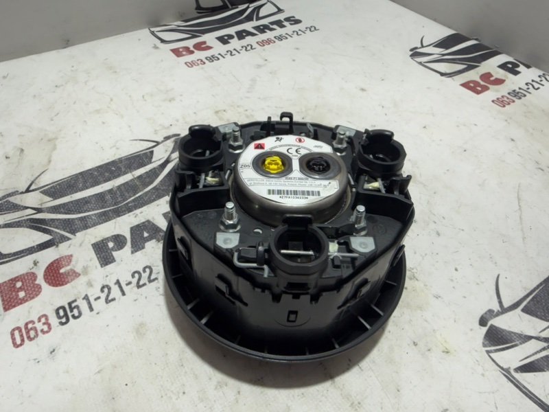 Подушка безопасности в руль Rogue 2021 T33 2.5