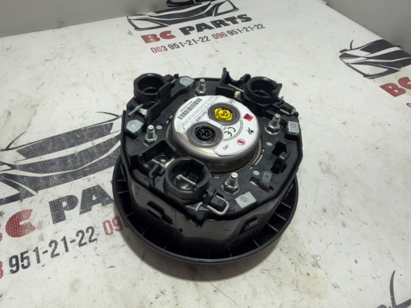 Подушка безопасности в руль Rogue 2021 T33 2.5