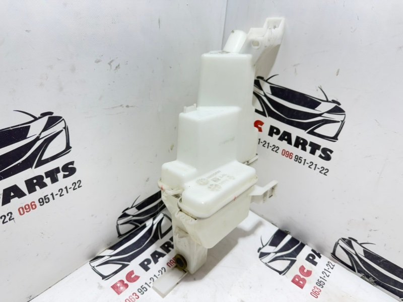 Бачок стеклоомывателя Nissan Rogue 2021 T33 2.5 28910-6RF0A Б/У