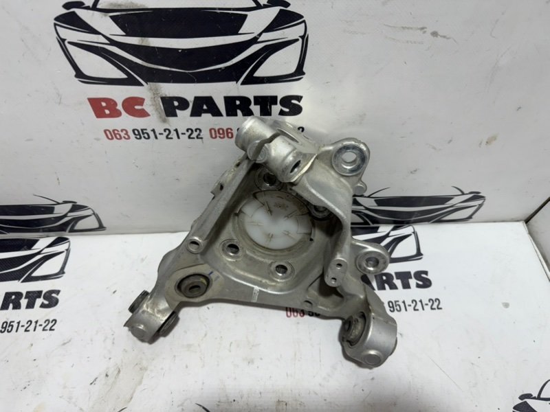 Цапфа задняя правая Rogue 2021 T33 2.5 Цапфа задняя правая Rogue 2021 T33 2.5