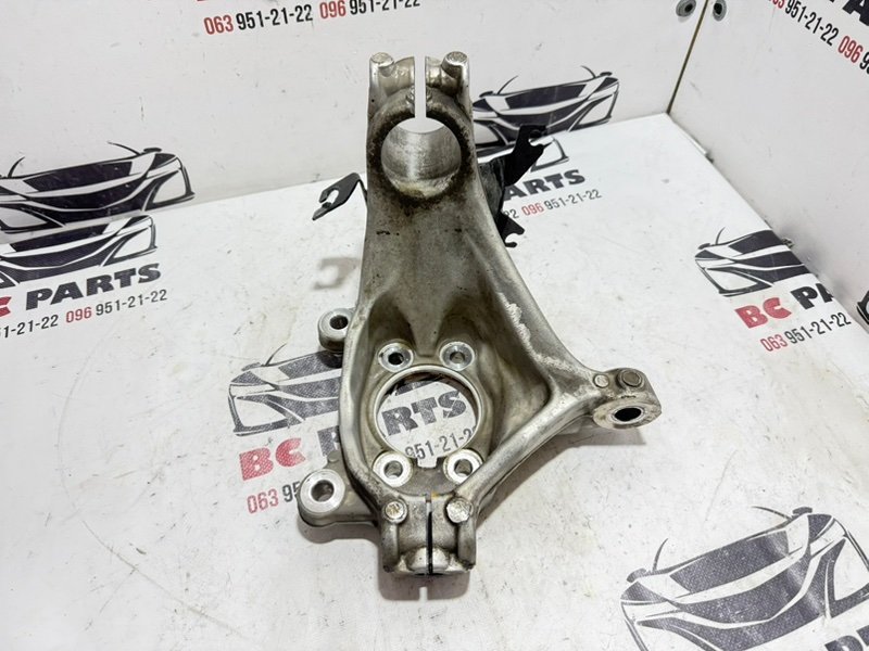 Кулак поворотный передний правый Nissan Rogue 2021 T33 2.5 40014-6RR0A Б/У