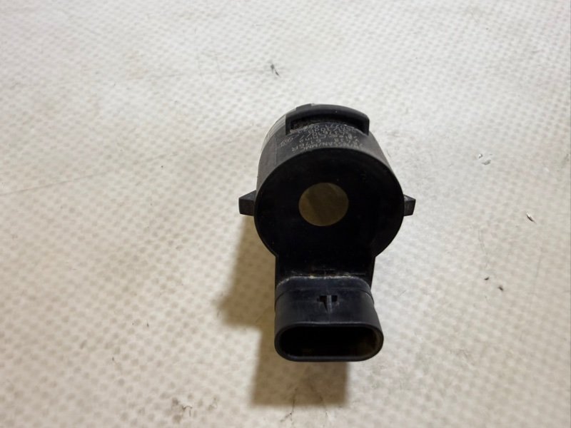 Датчик парковки задний Rogue 2021 T33 2.5 Датчик парковки задний Rogue 2021 T33 2.5