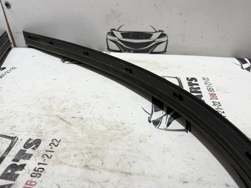 Накладка порога правая Nissan Rogue T33 2.5