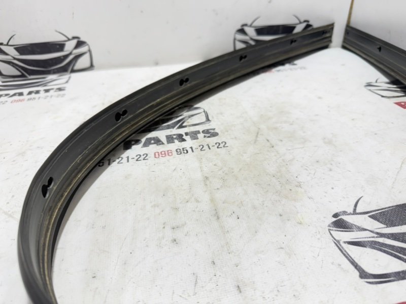 Накладка порога левая Rogue 2021 T33 2.5 Накладка порога левая Rogue 2021 T33 2.5