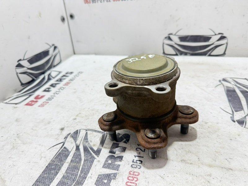 Ступица задняя Nissan Rogue T33 2.5