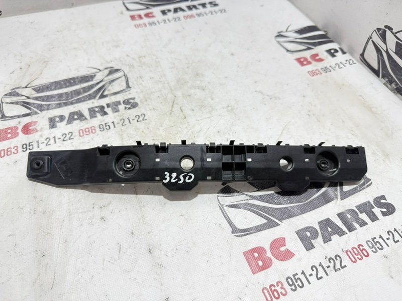 Направляющая бампера задняя левая Nissan Rogue 2021 T33 2.5 852216RA0A Б/У