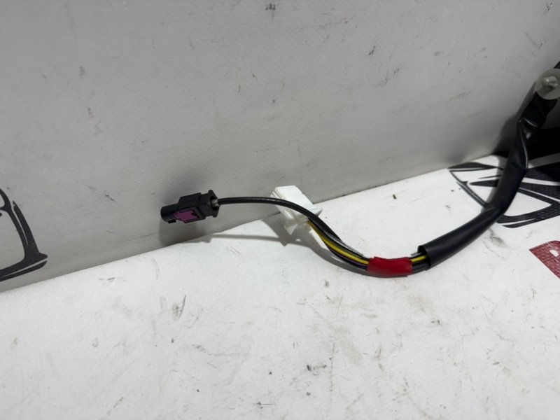 Зеркало заднего вида боковое правое Rogue 2021 T33 2.5