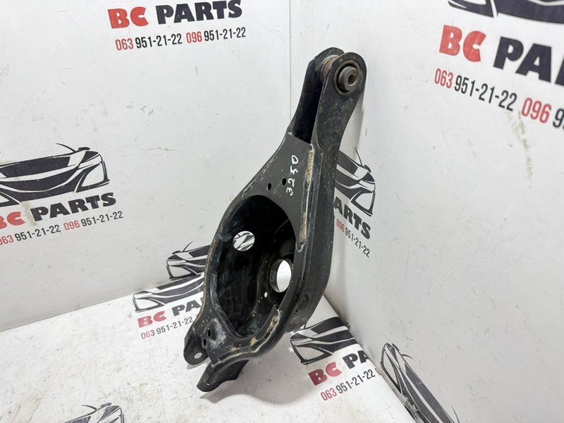 Рычаг подпружинный Nissan Rogue T33 2.5