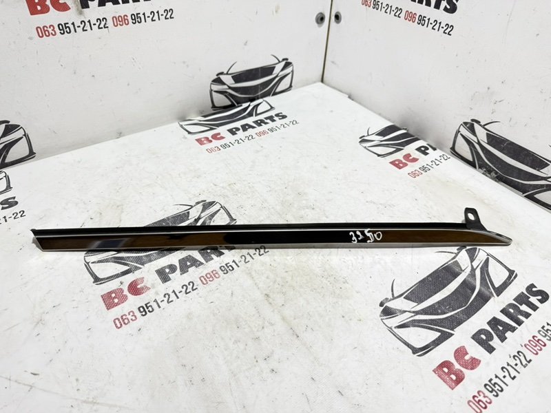 Запчасть молдинг крыла задний левый Nissan Rogue 2021 T33 2.5 768a56ra0a Б/У Молдинг крыла задний левый Nissan Rogue 2021 T33 2.5 768a56ra0a Б/У