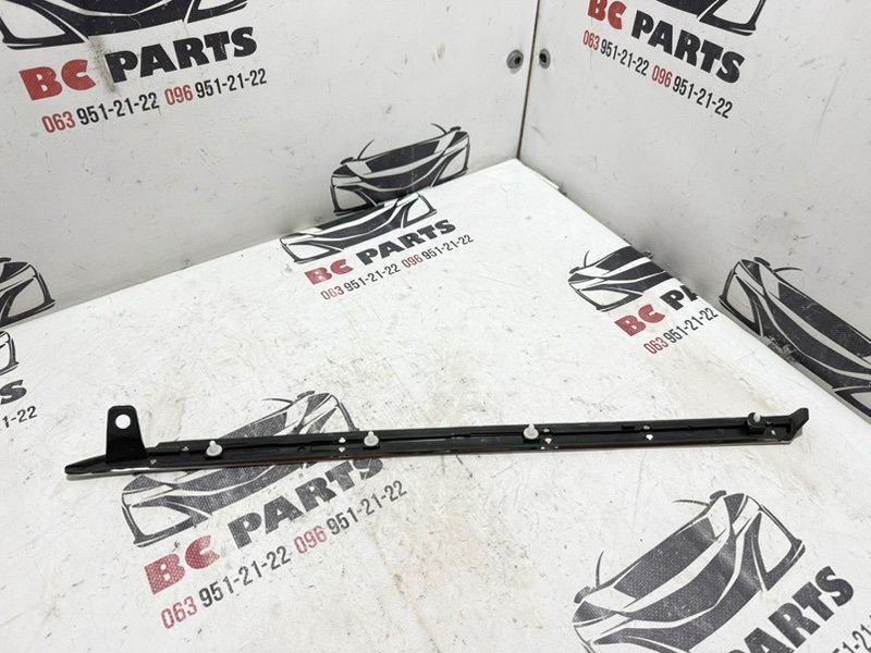 Молдинг крыла задний левый Rogue 2021 T33 2.5 Молдинг крыла задний левый Rogue 2021 T33 2.5