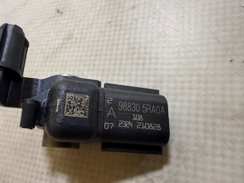 Датчик удара Kicks 2021 1.6