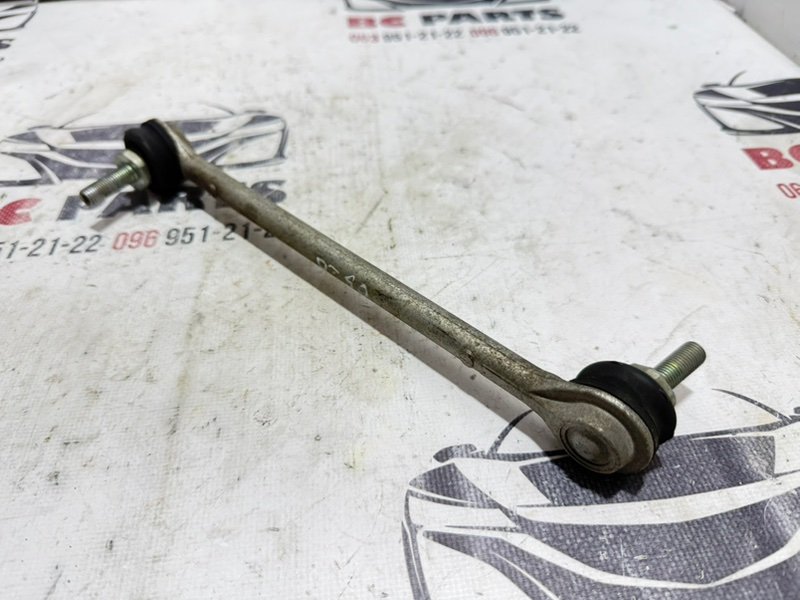 Стойка стабилизатора передняя Kicks 2021 1.6 Стойка стабилизатора передняя Kicks 2021 1.6