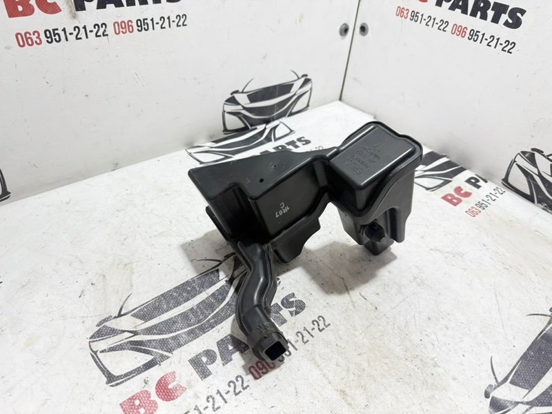 Резонатор воздушного фильтра Nissan Kicks 2021 1.6 16585-5RL0A Б/У