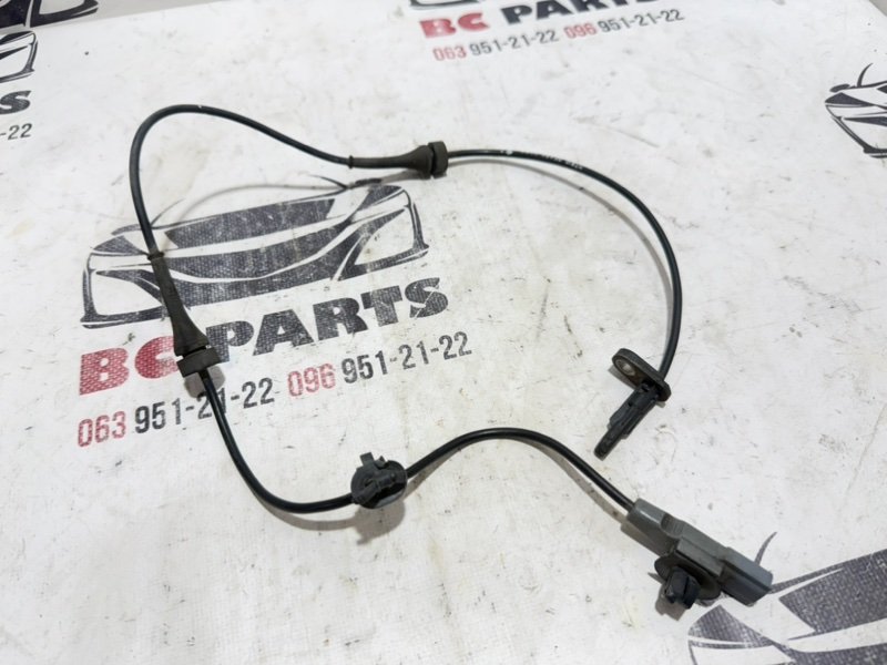 Датчик ABS передний Nissan Kicks 2021 1.6 479105FA0A Б/У