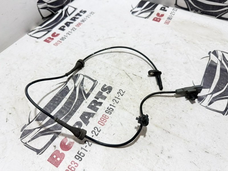 Датчик ABS передний Kicks 2021 1.6