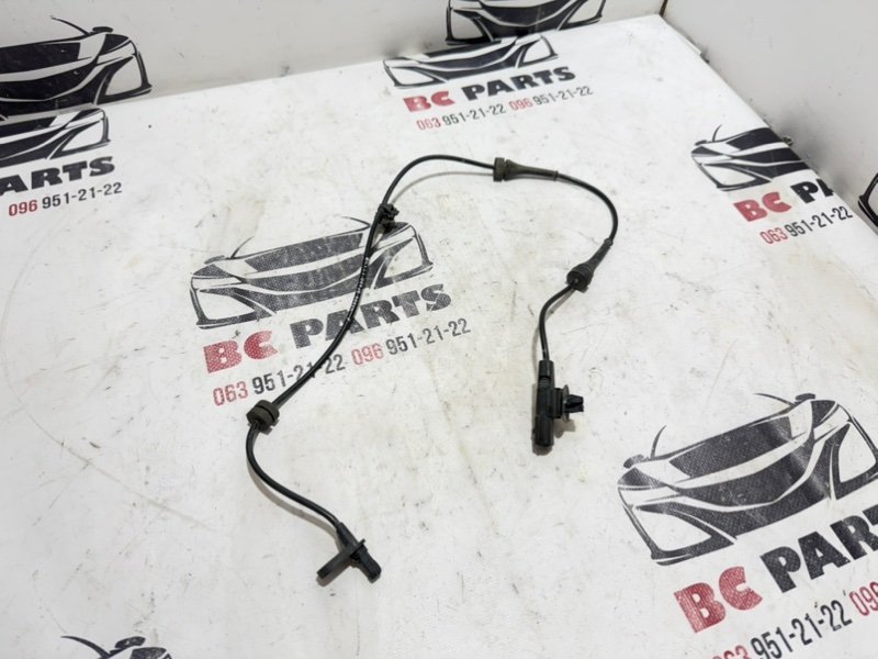 Датчик ABS задний Nissan Kicks 2021 1.6 479005FA0C Б/У