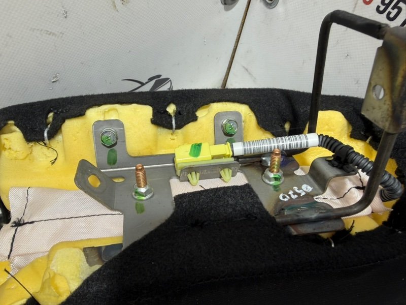 Подушка безопасности в сиденье задняя правая Kicks 2021 1.6