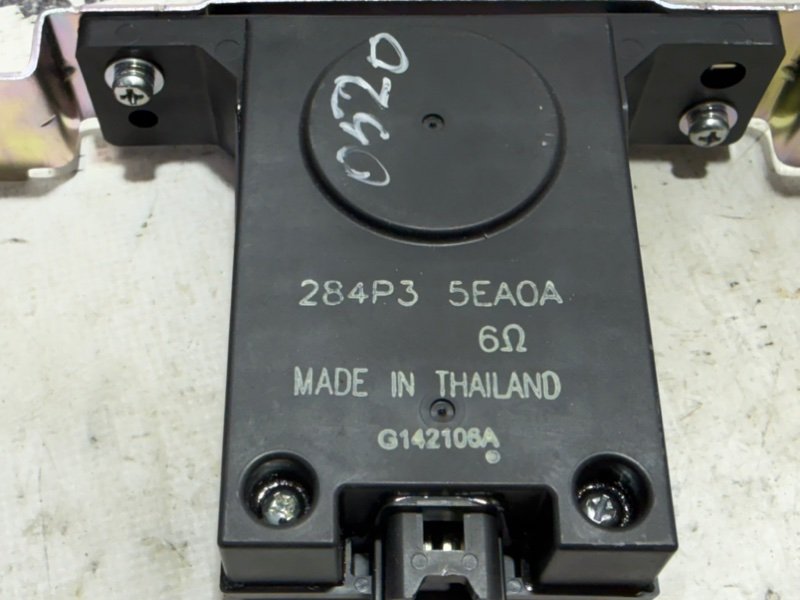 Динамик передний Kicks 2021 1.6 Динамик передний Kicks 2021 1.6