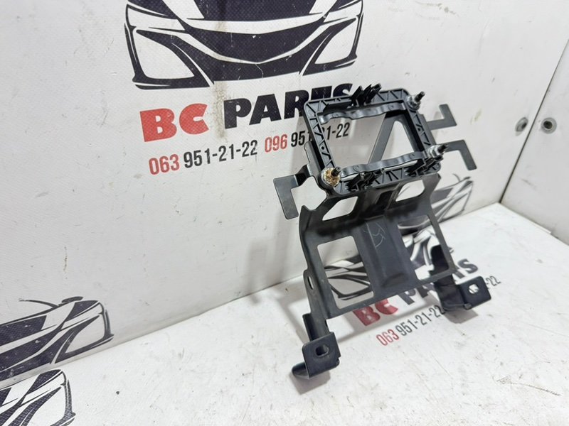 Кронштейн дистроника Rogue 2021 T33 2.5 Кронштейн дистроника Rogue 2021 T33 2.5