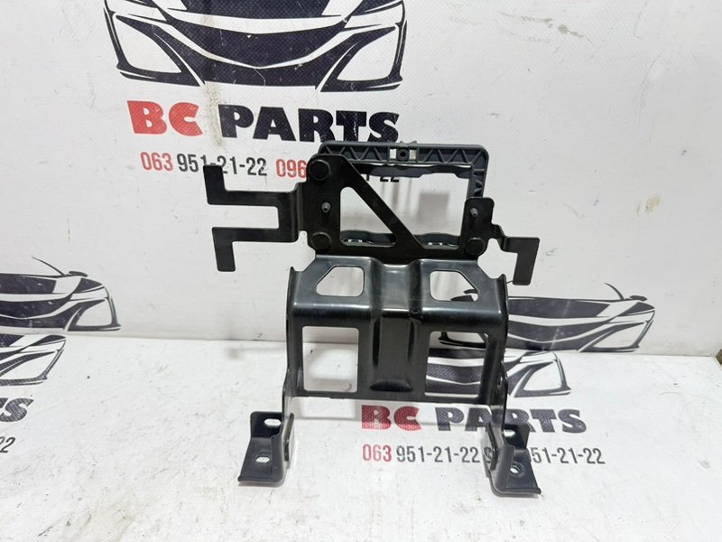 Кронштейн дистроника Rogue 2021 T33 2.5 Кронштейн дистроника Rogue 2021 T33 2.5