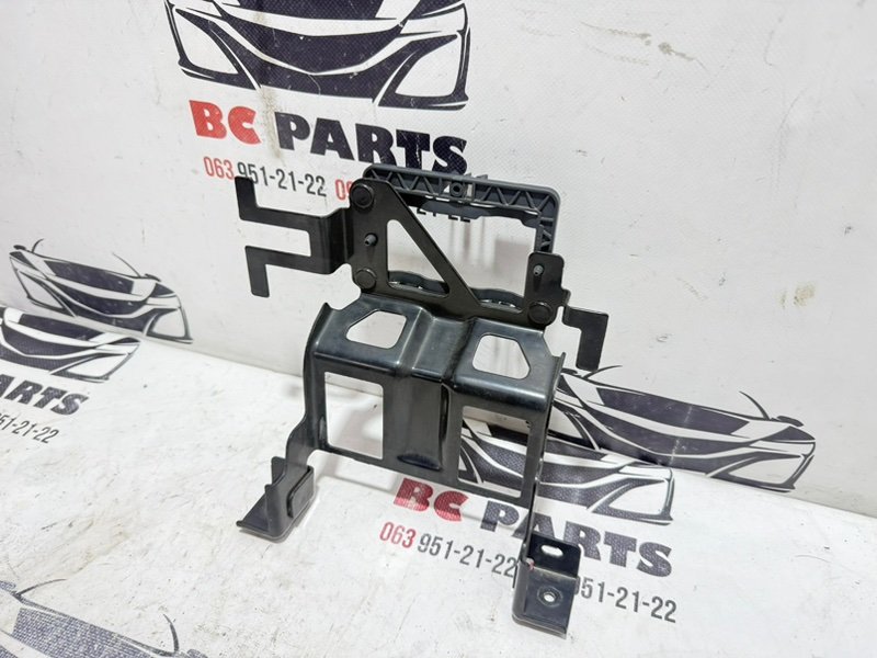 Кронштейн дистроника Rogue 2021 T33 2.5 Кронштейн дистроника Rogue 2021 T33 2.5