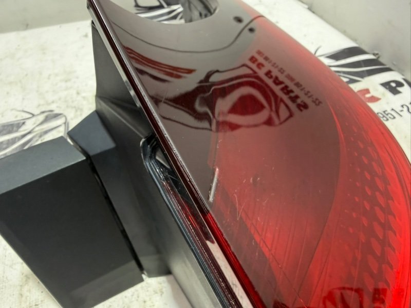 Фонарь наружный (в крыло) задний правый Rogue 2021 T33 2.5 Фонарь наружный (в крыло) задний правый Rogue 2021 T33 2.5