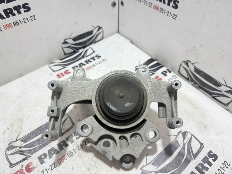 Подушка двигателя левая Nissan Rogue 2021 T33 2.5 11220-6RA0A Б/У