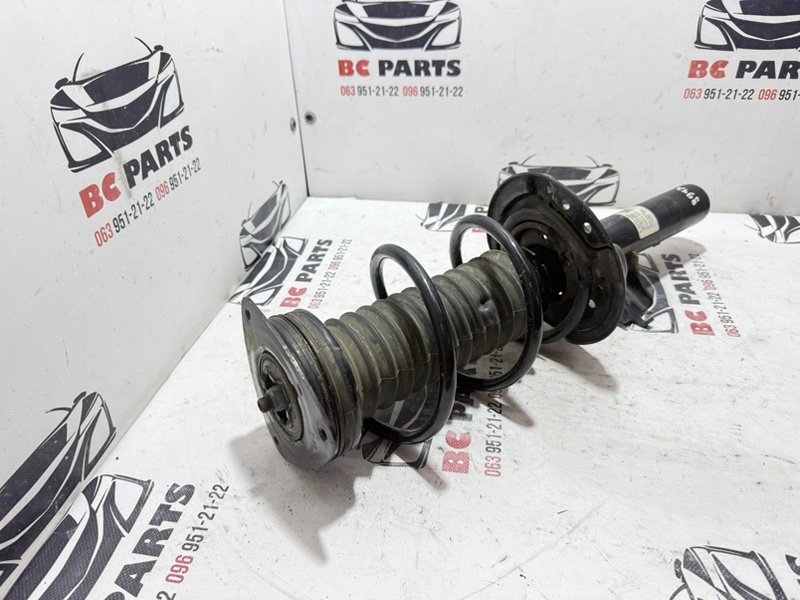 Стойка подвески передняя левая Rogue 2021 T33 2.5