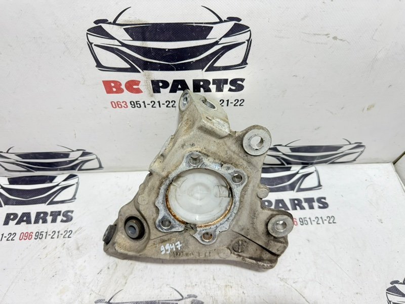 Цапфа задняя левая Rogue 2021 T33 2.5 Цапфа задняя левая Rogue 2021 T33 2.5