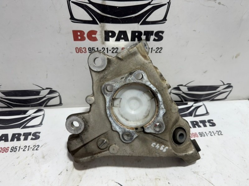 Цапфа задняя правая Rogue 2021 T33 2.5 Цапфа задняя правая Rogue 2021 T33 2.5