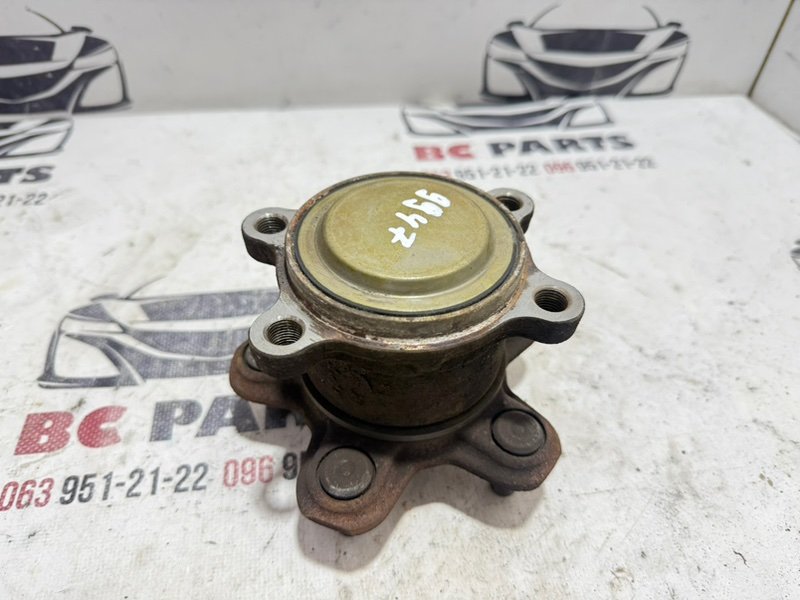 Ступица задняя Nissan Rogue T33 2.5