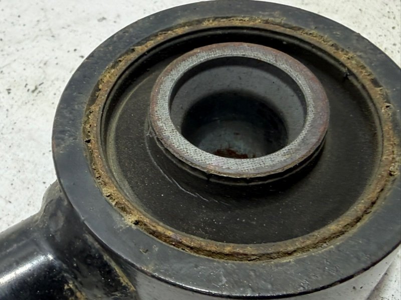 Рычаг подвески задний Rogue 2021 T33 2.5