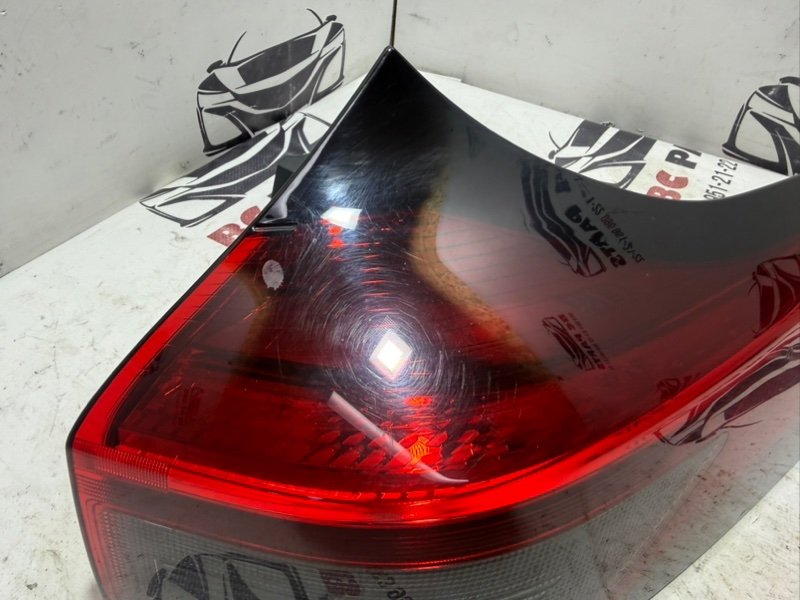 Фонарь наружный (в крыло) правый Rogue 2021 T33 2.5