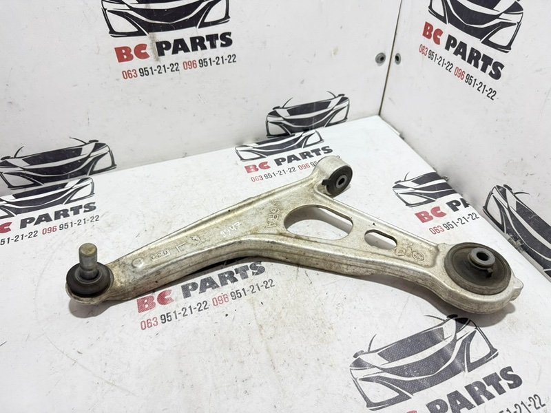 Рычаг подвески нижний передний левый Nissan Rogue T33 2.5