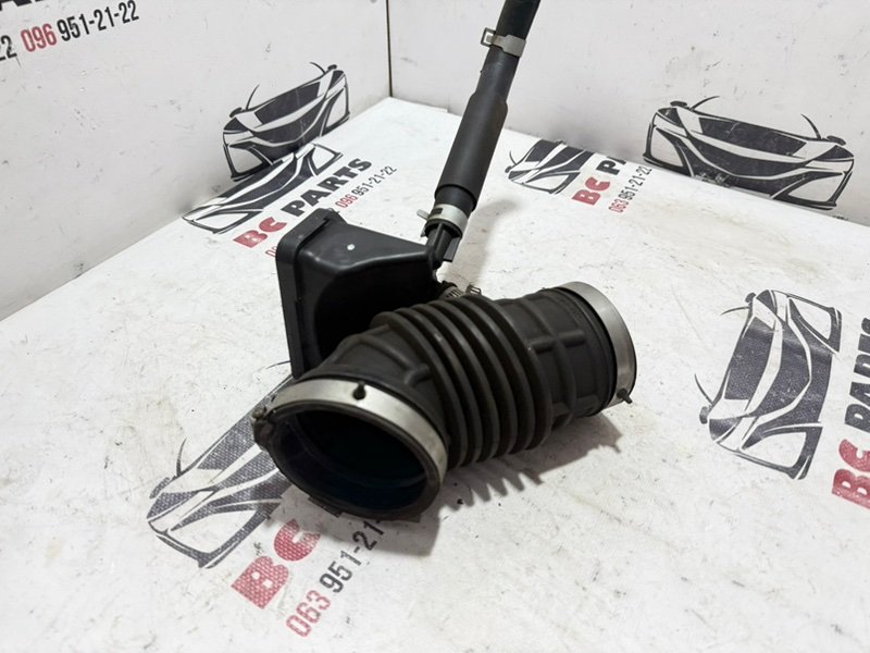 Патрубок воздушного фильтра Rogue 2021 T33 2.5