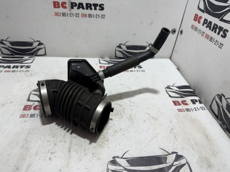 Патрубок воздушного фильтра Rogue 2021 T33 2.5